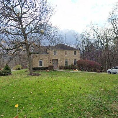 121 Kathy Ann Ln, Canonsburg, PA 15317