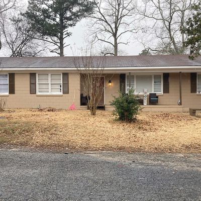 121 Woodall Dr, Macon, GA 31211