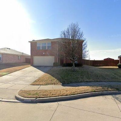 1210 Feather Crest Dr, Krum, TX 76249