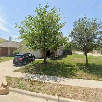 12117 Thicket Bend Dr, Fort Worth, TX 76244