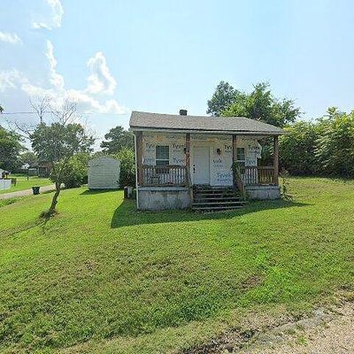 1212 Wall Ave, Hopewell, VA 23860