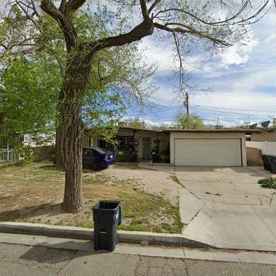 1214 W Avenue H15, Lancaster, CA 93534