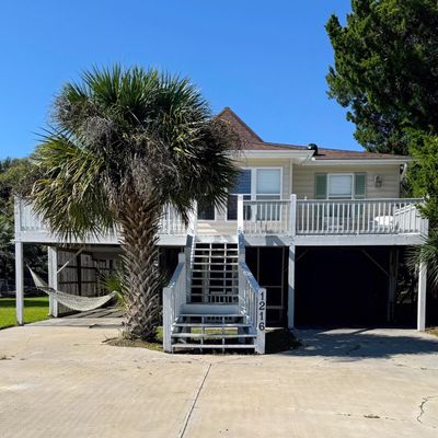 1216 Nancy St, Edisto Island, SC 29438