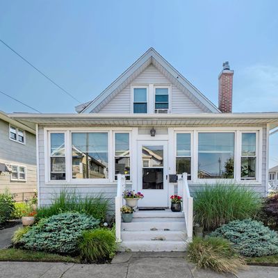 122 N Melbourne Ave, Ventnor City, NJ 08406