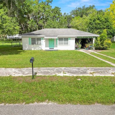 122 S French Ave, Fort Meade, FL 33841