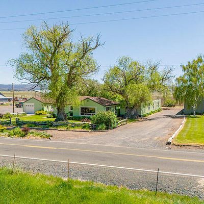 12205 W Langell Valley Rd, Bonanza, OR 97623