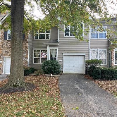 123 Chaps Ln, West Chester, PA 19382