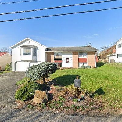 123 Burton Dr, Kittanning, PA 16201