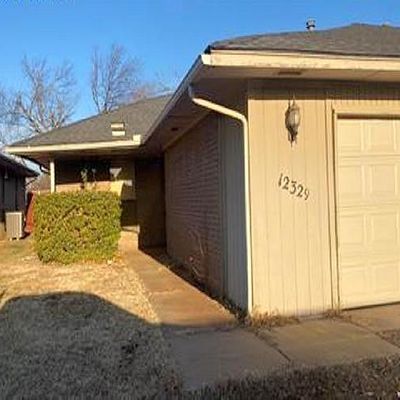 12329 Cedar Springs Ln, Oklahoma City, OK 73120