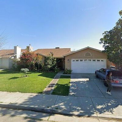 1238 La Jolla Way, Madera, CA 93638