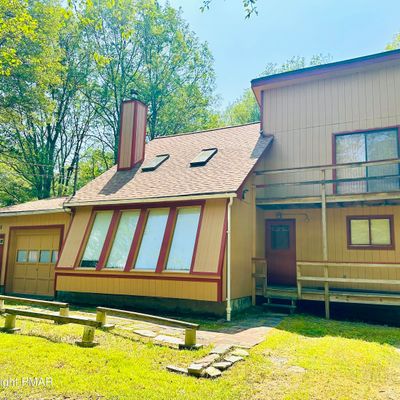 1238 Steele Cir, Bushkill, PA 18324