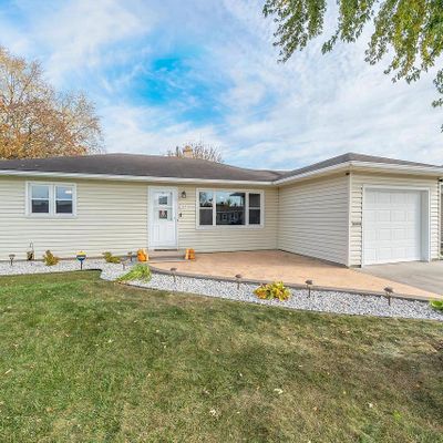 124 Andrew Ave, Neenah, WI 54956