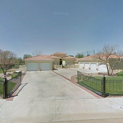 124 Colonial Est, Clovis, NM 88101