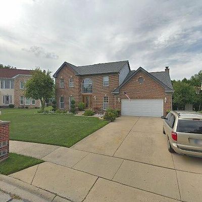 124 N Sherwood Cir, Bloomingdale, IL 60108