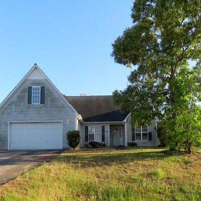 124 Secretariat Dr, Havelock, NC 28532