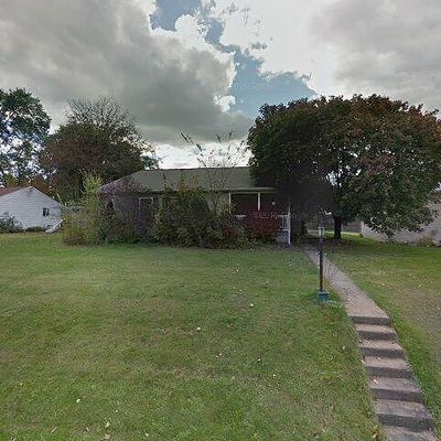 124 Seneca Dr, Butler, PA 16001