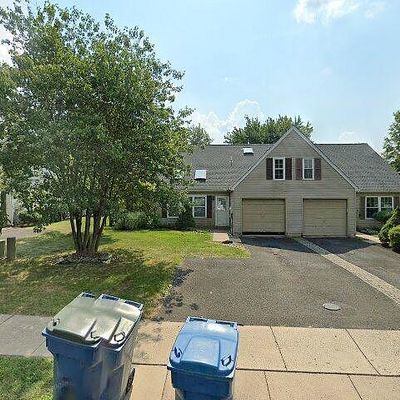 1130 Farmhouse Ln, Quakertown, PA 18951