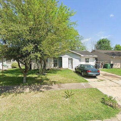 11307 Bay Cedar Dr, Houston, TX 77048