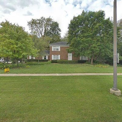 1136 Pine St, Batavia, IL 60510