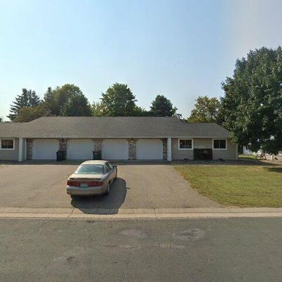 1137 Bartosh Ln, River Falls, WI 54022