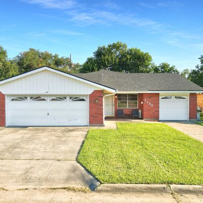 1139 Alton St, Bridge City, TX 77611