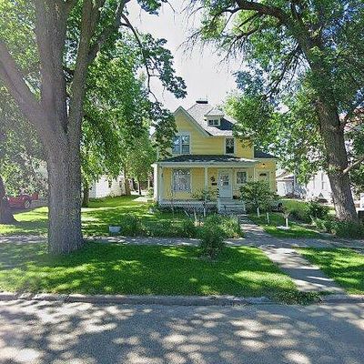 114 8 Th Ave Se, Aberdeen, SD 57401