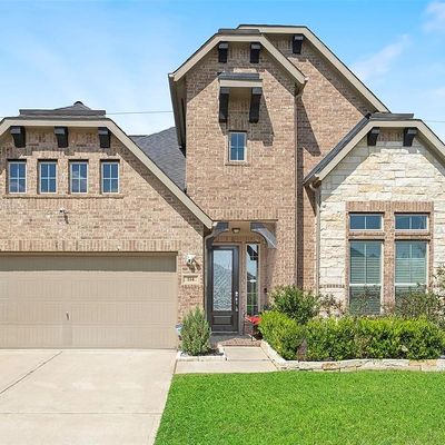 114 Covington Ct, Tomball, TX 77375