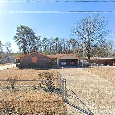 114 Tabatha Ln, Columbus, MS 39702