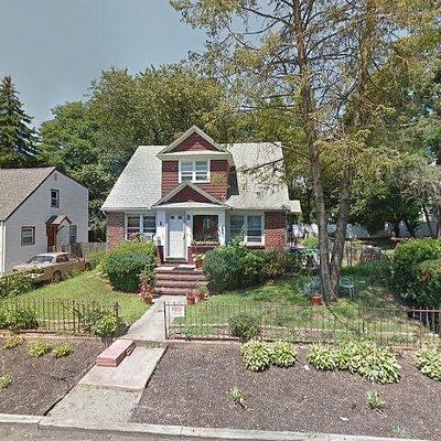 115 E 9 Th St, Huntington Station, NY 11746