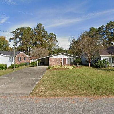 115 E Wyche St, Whiteville, NC 28472