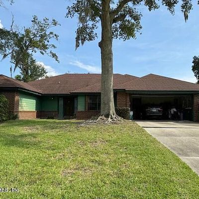 11539 Baskerville Rd, Jacksonville, FL 32223