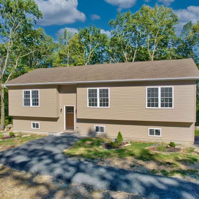 116 Arrowood Drive, Milford, PA 18337