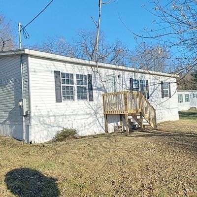 116 Lakeview Dr, Cottageville, WV 25239