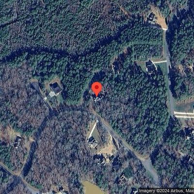 116 Summer Lake Dr, New London, NC 28127