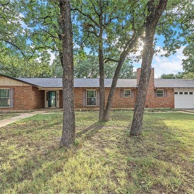 117 Oak Forest Dr, Elm Mott, TX 76640