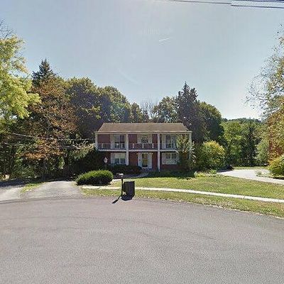 117 Snell Dr, Coraopolis, PA 15108