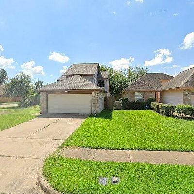 11703 Glenwolde Dr, Houston, TX 77099