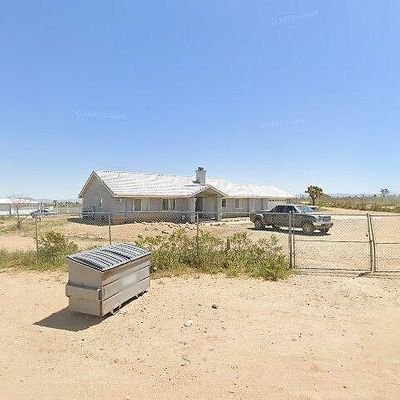 11727 Oxford Rd, Phelan, CA 92371