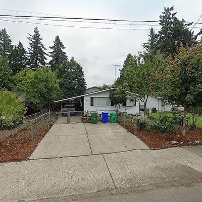 11736 E Burnside St, Portland, OR 97216