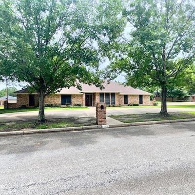 1176 E Oval Drive, Athens, TX 75751