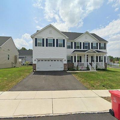 1176 Lynch Cir, Warminster, PA 18974