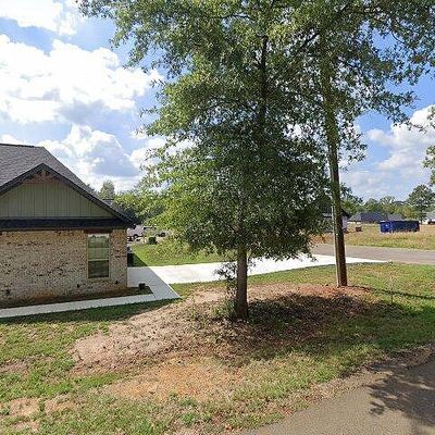 118 Queens Ct, Marshall, TX 75672