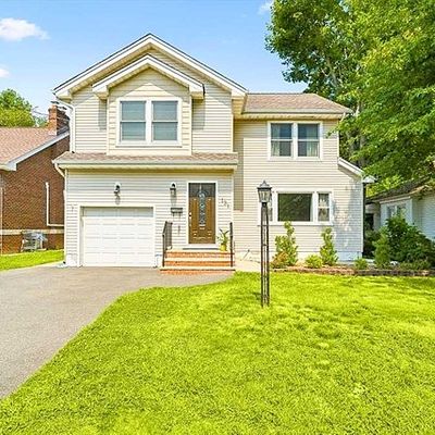 131 Charlton Ave, Hasbrouck Heights, NJ 07604