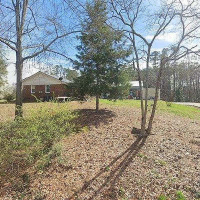 131 Creek Dr, Tallapoosa, GA 30176