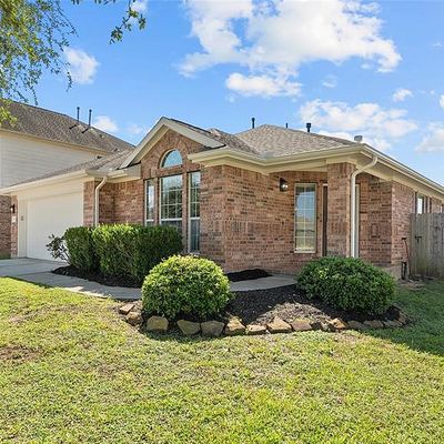 131 Tonkawa Canyon Dr, La Marque, TX 77568