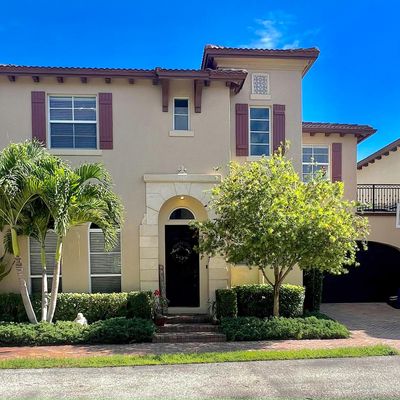 131 Via Palma Ln, Boca Raton, FL 33487