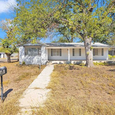 1310 16 Th St, Hondo, TX 78861