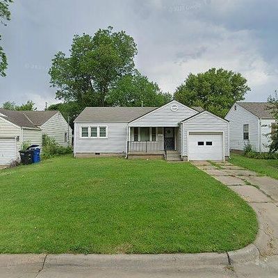 1311 Pauline St, Augusta, KS 67010