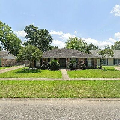 1312 Briarhurst Dr, Baton Rouge, LA 70810