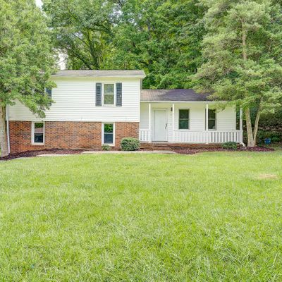 1312 Adobe Dr, Johnson City, TN 37601